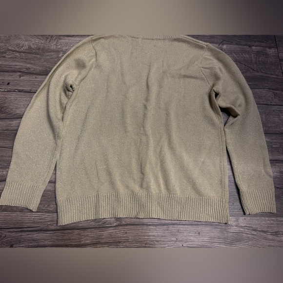 BEA Women's Olive Cardigan Sweater - Picture 5 of 7